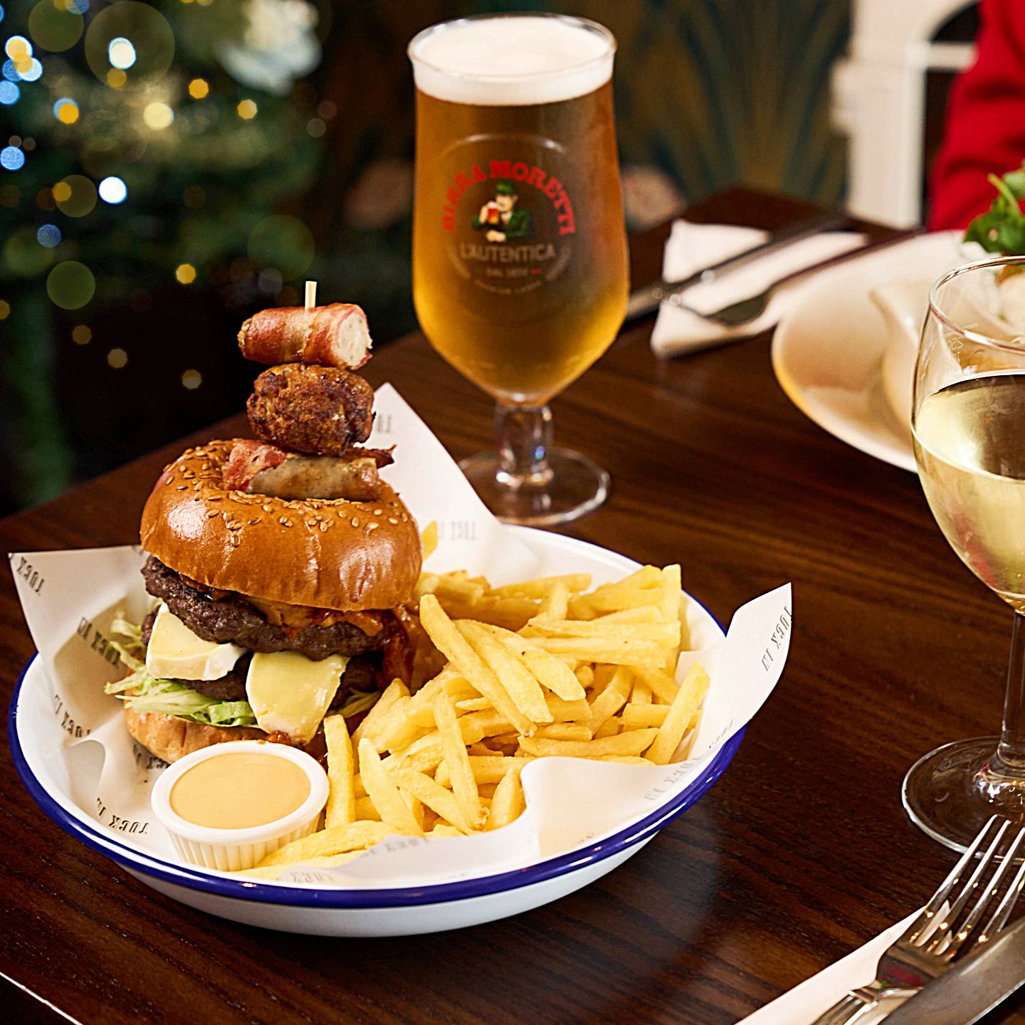 Festive Lunch & Dinner at The Victoria Park Hotel in Cardiff